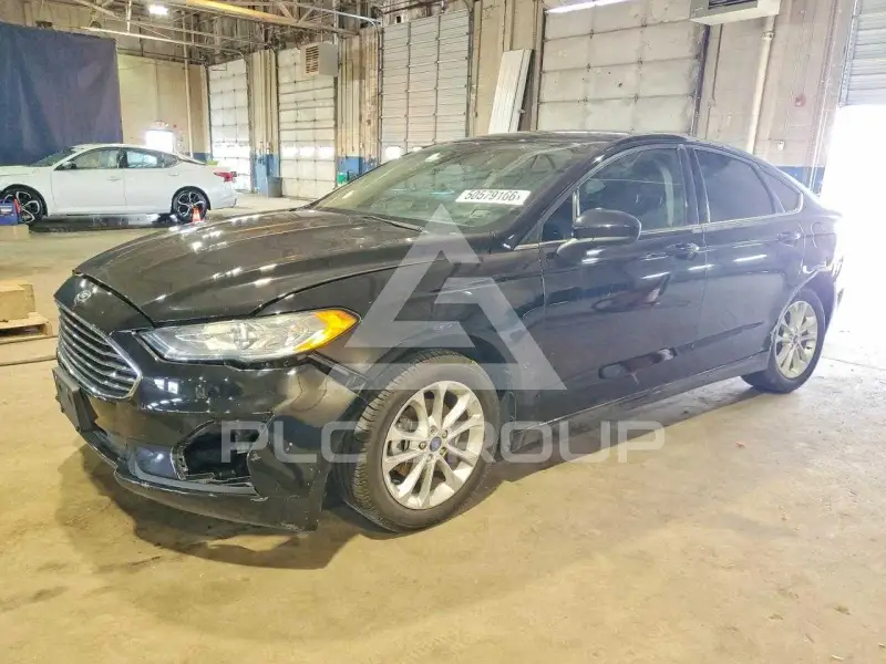 2019 Ford FUSION фото