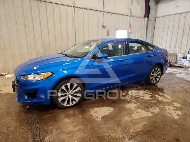 2019 Ford FUSION фото