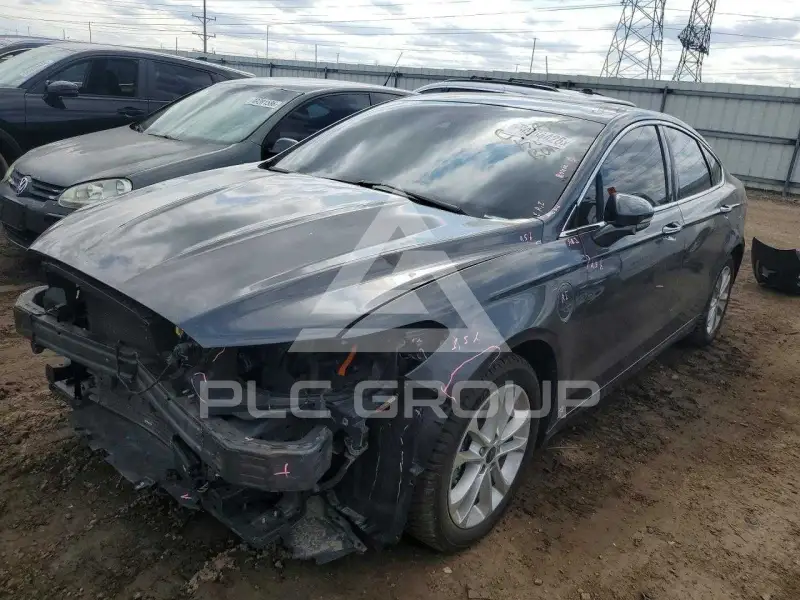2019 Ford FUSION фото