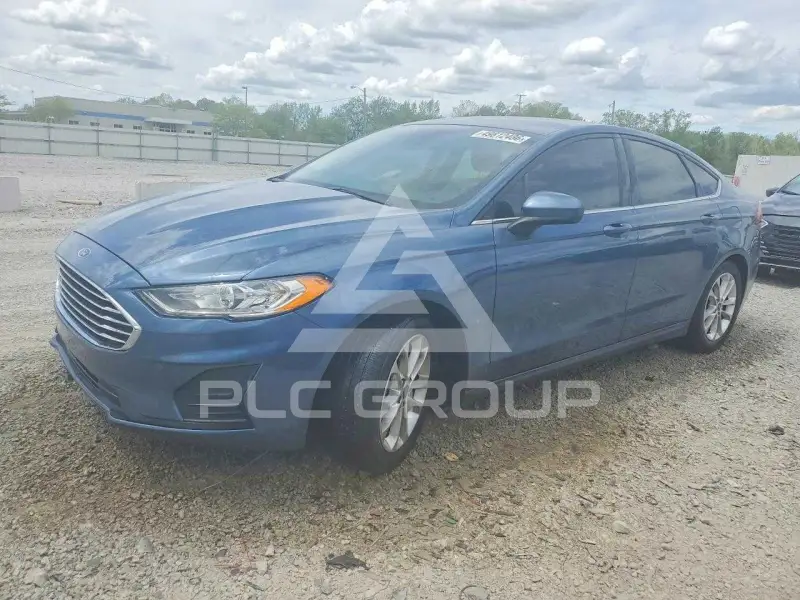 2019 Ford FUSION фото