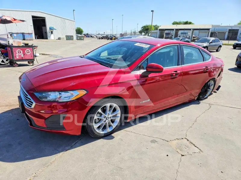 2019 Ford FUSION фото