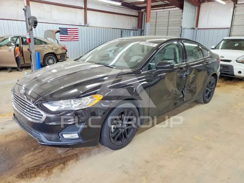 2019 Ford FUSION фото
