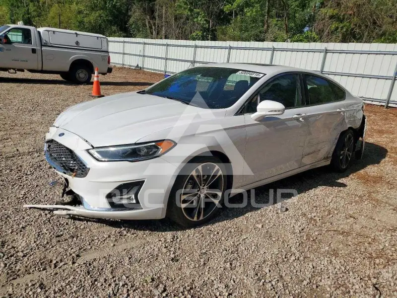 2019 Ford FUSION фото