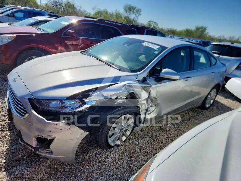 2019 Ford FUSION фото