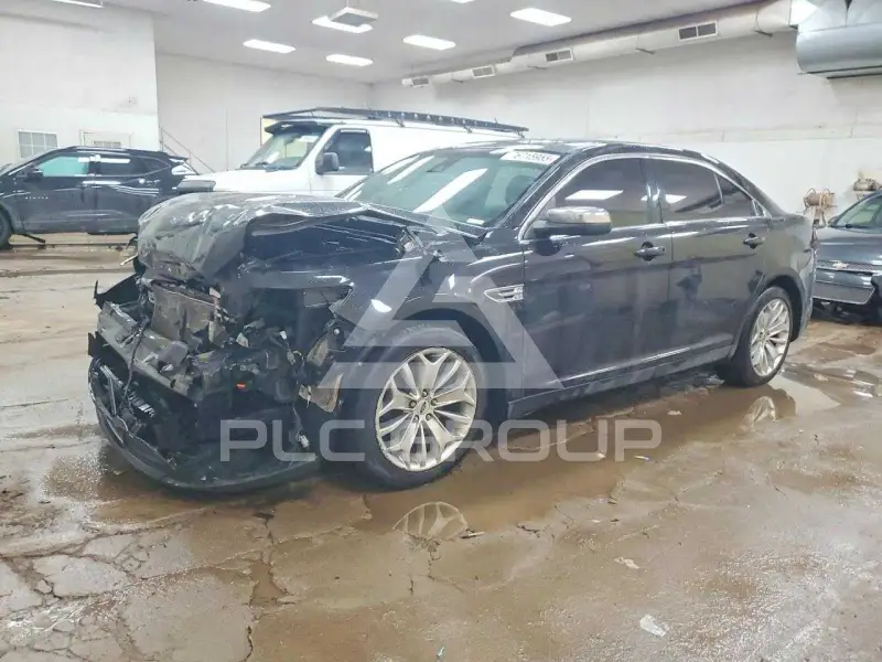 2019 Ford TAURUS photo