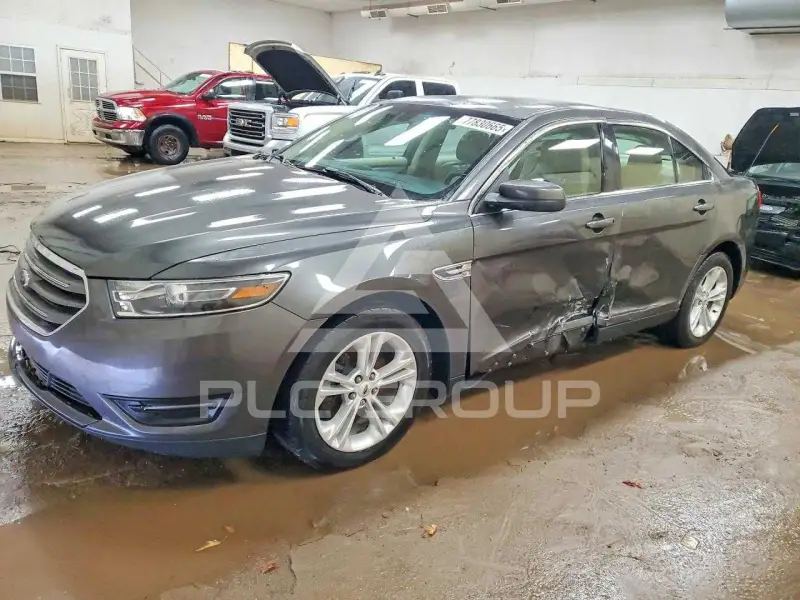 2019 Ford TAURUS photo