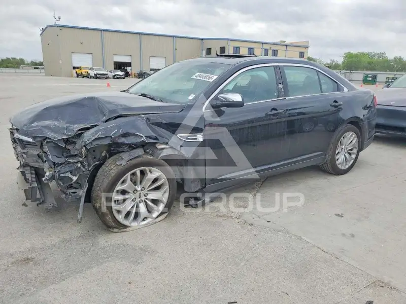 2019 Ford TAURUS photo
