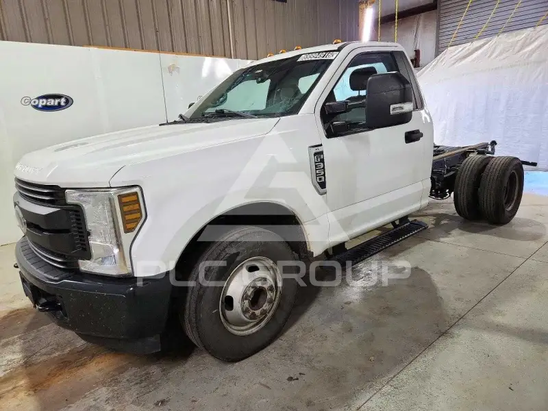 2019 Ford F-350 photo