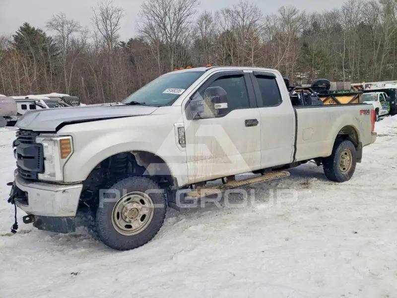 2019 Ford F-350 фото