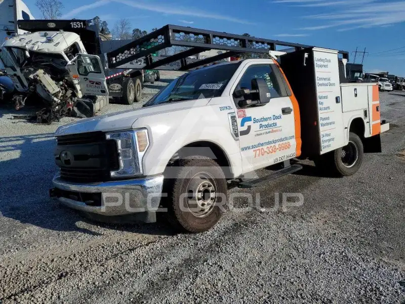 2019 Ford F-350 фото