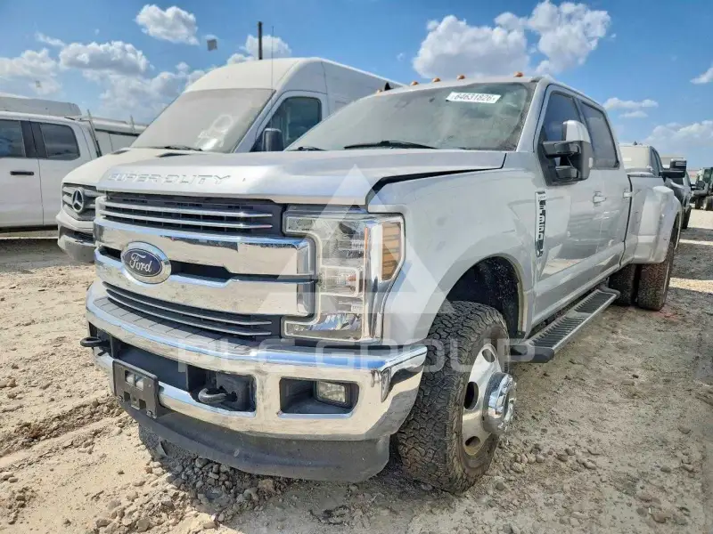 2019 Ford F-350 photo