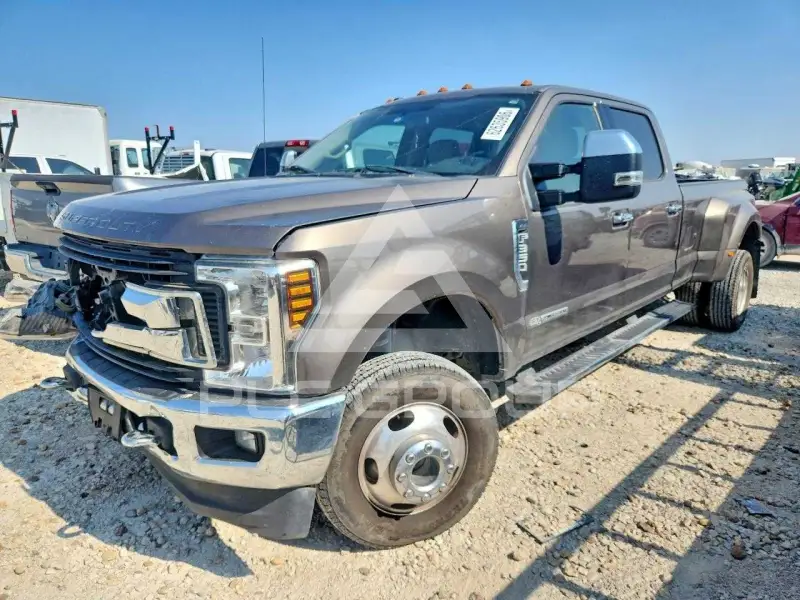 2019 Ford F-350 фото