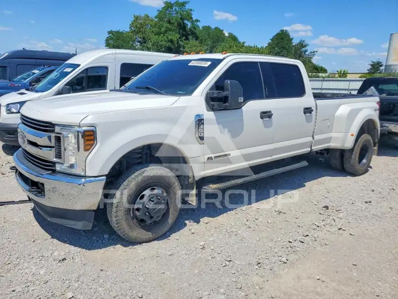 2019 Ford F-350 photo