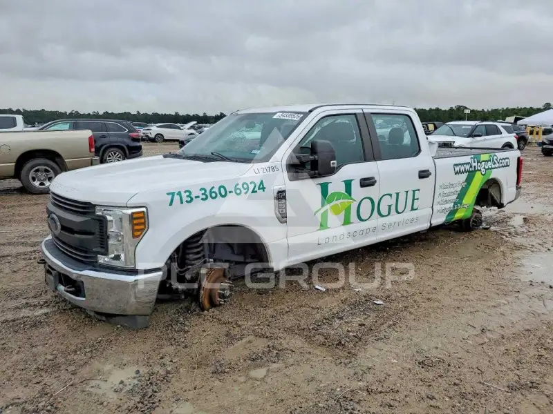 2019 Ford F-350 photo