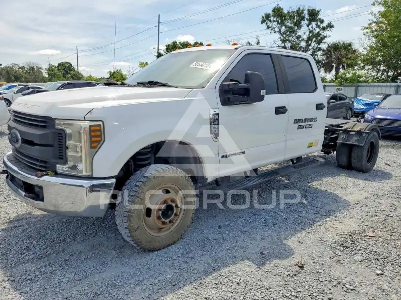 2019 Ford F-350 фото