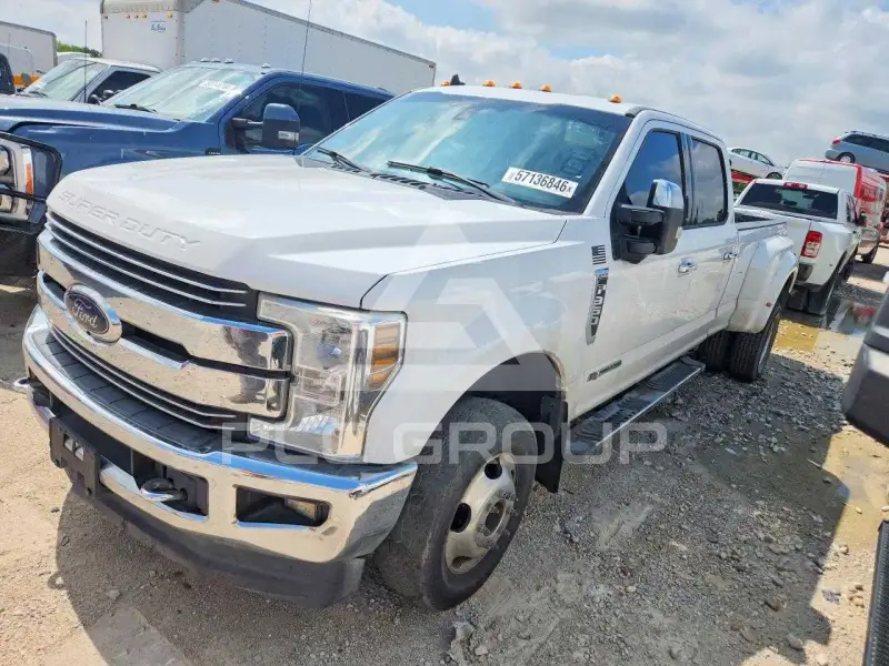 2019 Ford F-350 photo