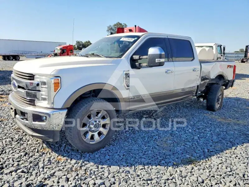 2019 Ford F-350 фото