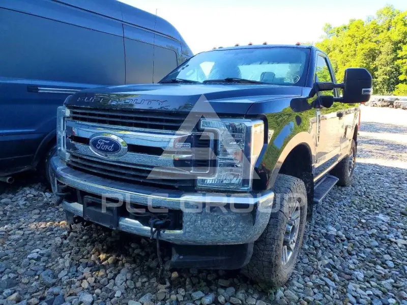 2019 Ford F-350 фото