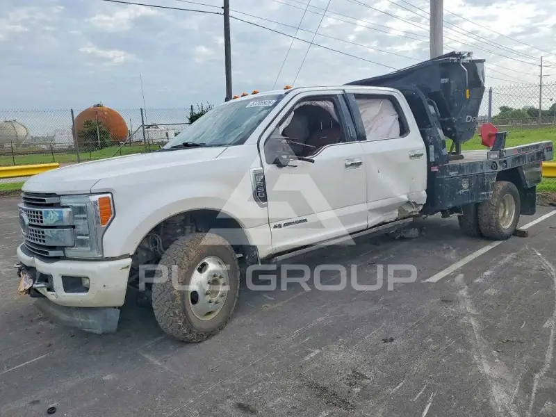 2019 Ford F-350 фото