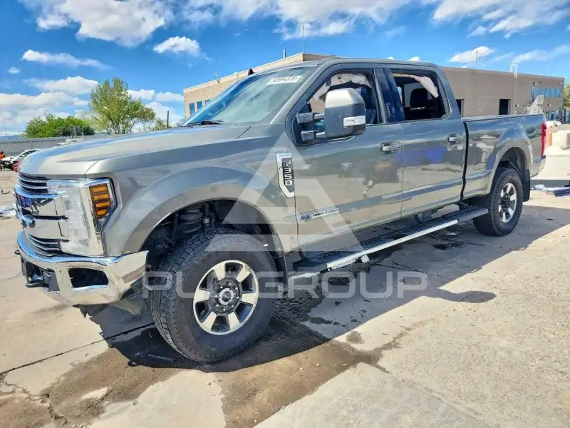 2019 Ford F-350 фото