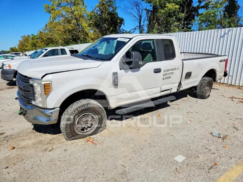 2019 Ford F-250 фото