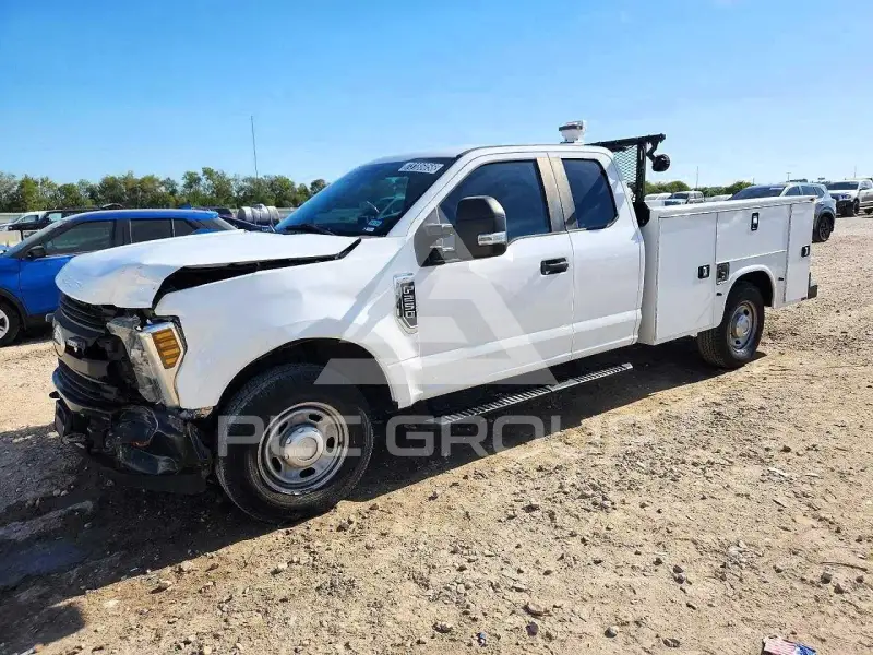 2019 Ford F-250 фото