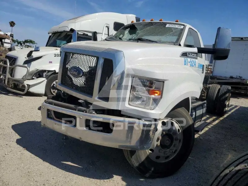 2019 Ford F-750 photo