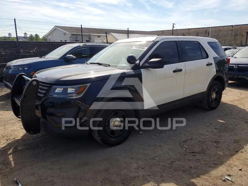 2019 Ford EXPLORER photo