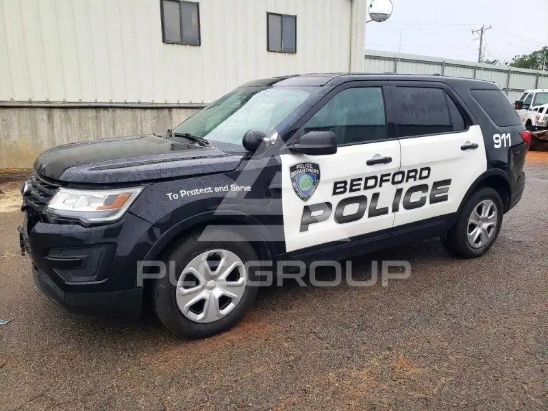 2019 Ford EXPLORER photo