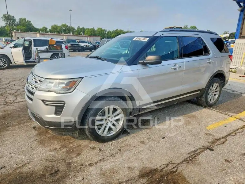 2019 Ford EXPLORER photo
