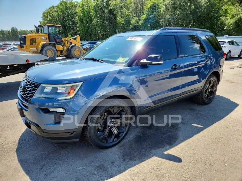 2019 Ford EXPLORER photo