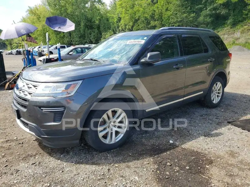 2019 Ford EXPLORER photo