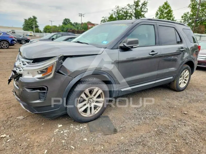 2019 Ford EXPLORER фото