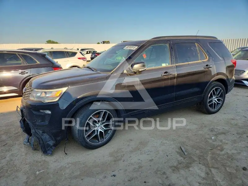 2019 Ford EXPLORER photo