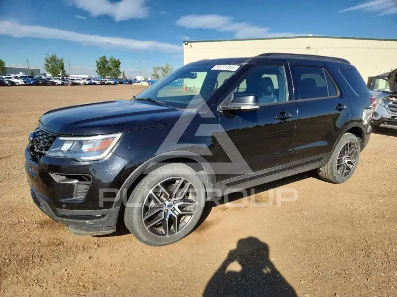 2019 Ford EXPLORER photo