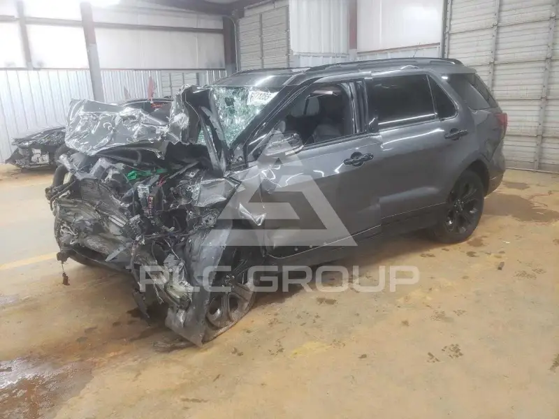 2019 Ford EXPLORER фото