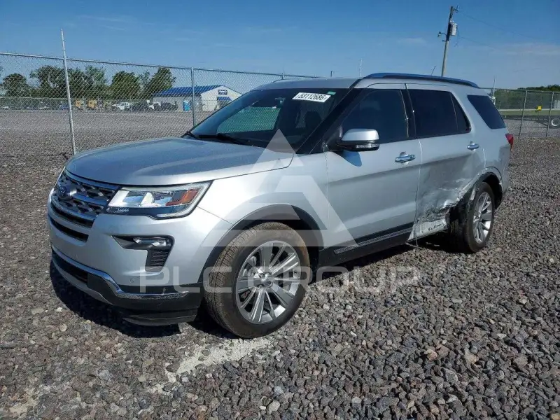 2019 Ford EXPLORER photo