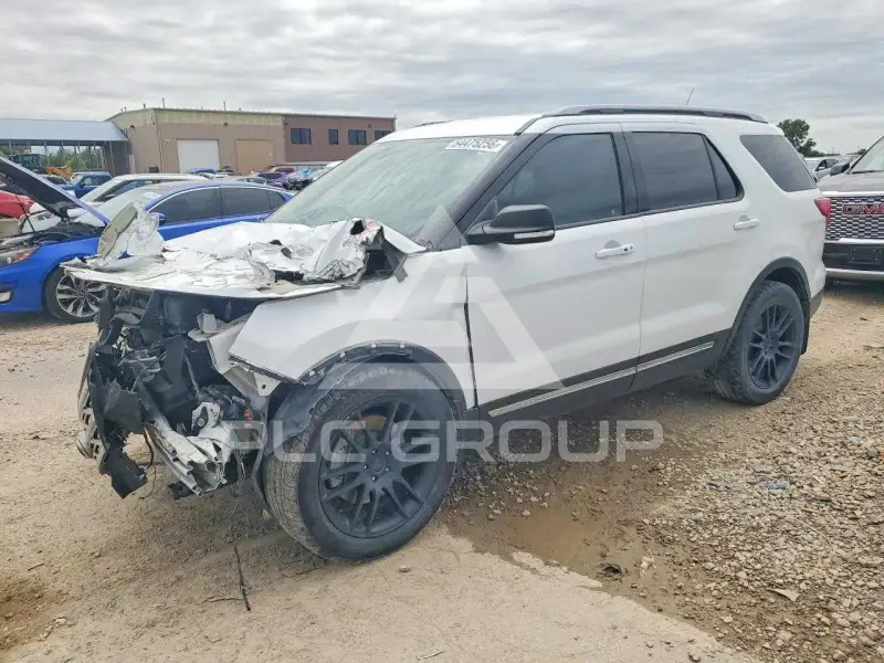 2019 Ford EXPLORER фото