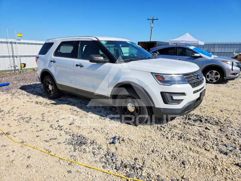 2019 Ford EXPLORER photo