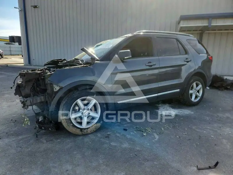 2019 Ford EXPLORER фото