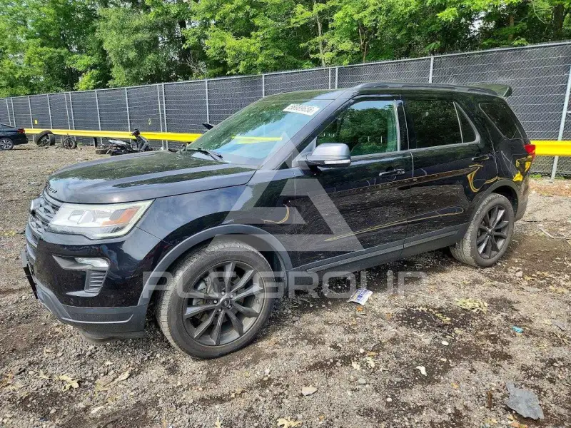2019 Ford EXPLORER photo
