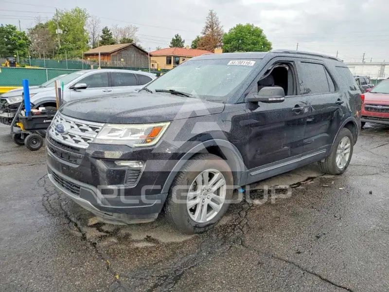 2019 Ford EXPLORER photo