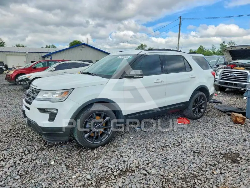 2019 Ford EXPLORER photo