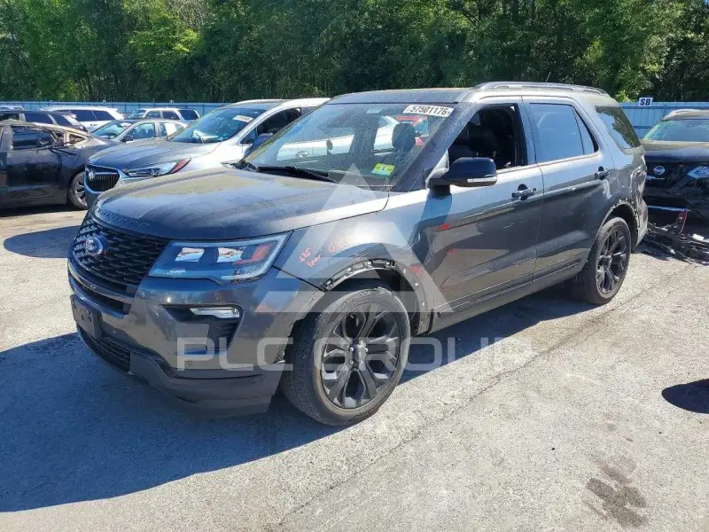 2019 Ford EXPLORER photo