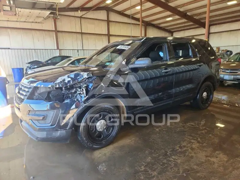 2019 Ford EXPLORER photo