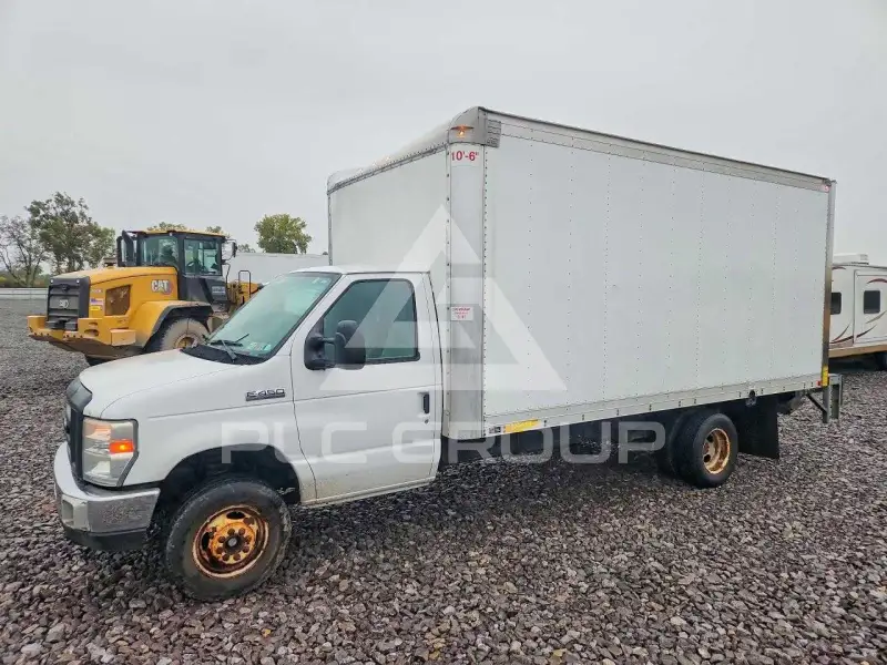 2019 Ford ECONOLINE photo