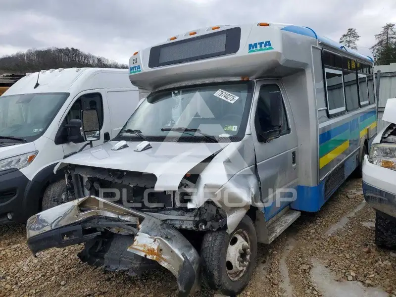 2019 Ford ECONOLINE фото