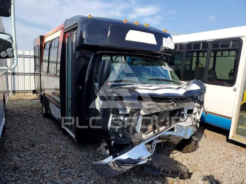 2019 Ford E-350 фото