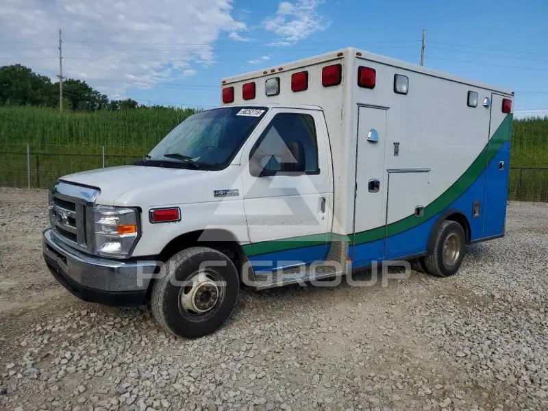 2019 Ford ECONOLINE фото