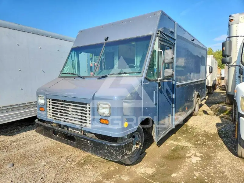 2019 Ford E-450 фото